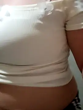 Lily Henry online show from 5, 5, 2026