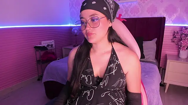 Alicia Kimm online show from 12, 5, 2026