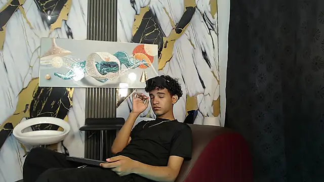 GOLDEN 2026 online show from 25, 5, 2026