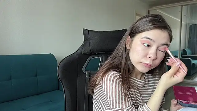 Snapshot of Ellewaay chatting on 22, 5, 2026 Ellewaay online show from 22, 5, 2026