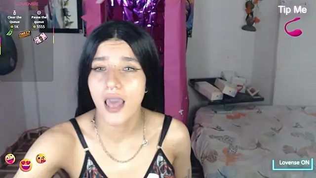 Snapshot of bastethott chatting on 10, 7, 2026 bastethott online show from 10, 7, 2026