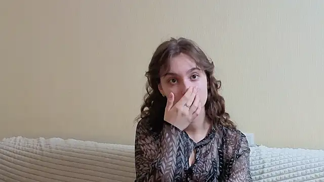 Snapshot of JolieDerringer chatting on 24, 5, 2026 JolieDerringer online show from 24, 5, 2026