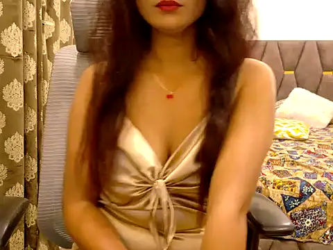 Snapshot of DR_Salini chatting on 7, 5, 2026 DR Salini online show from 7, 5, 2026