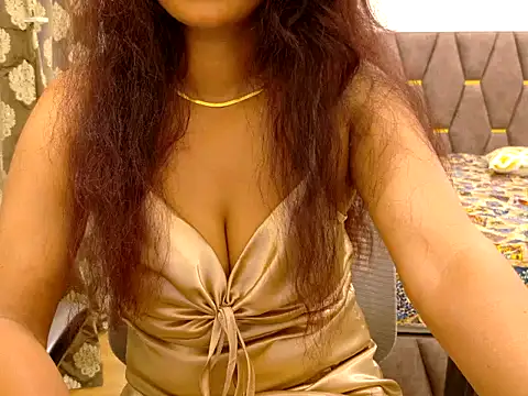 Snapshot of DR_Salini chatting on 13, 5, 2026 DR Salini online show from 13, 5, 2026