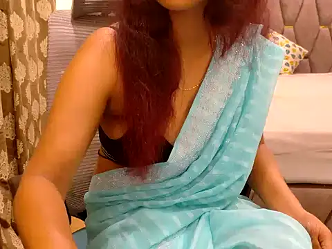 Snapshot of DR_Salini chatting on 25, 5, 2026 DR Salini online show from 25, 5, 2026