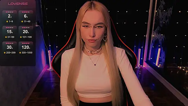 Snapshot of GoddessBambi chatting on 14, 5, 2026 GoddessBambi online show from 14, 5, 2026