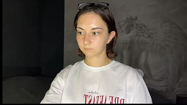 Snapshot of Amalia_Lambert_13 chatting on 30, 6, 2026 Amalia Lambert 13 online show from 30, 6, 2026