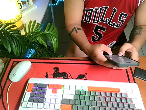 Snapshot of Ashtonfuckingboi chatting on 9, 5, 2026 Ashtonfuckingboi online show from 9, 5, 2026