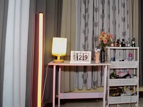 Snapshot of Ashtonfuckingboi chatting on 29, 6, 2026 Ashtonfuckingboi online show from 29, 6, 2026