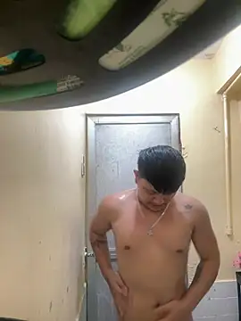 Snapshot of Ashtonfuckingboi chatting on 28, 5, 2026 Ashtonfuckingboi online show from 28, 5, 2026