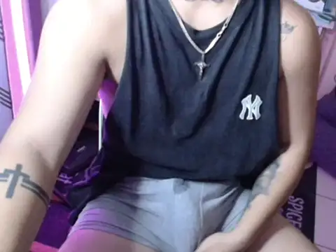 Snapshot of Ashtonfuckingboi chatting on 23, 7, 2026 Ashtonfuckingboi online show from 23, 7, 2026