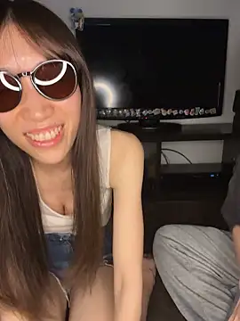 risacha online show from 13, 5, 2026