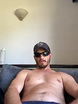 Snapshot of Oliverhnt chatting on 26, 5, 2026 Oliverhnt online show from 26, 5, 2026