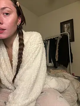 daisycollins online show from 6, 5, 2026