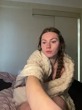 daisycollins online show from 30, 5, 2026