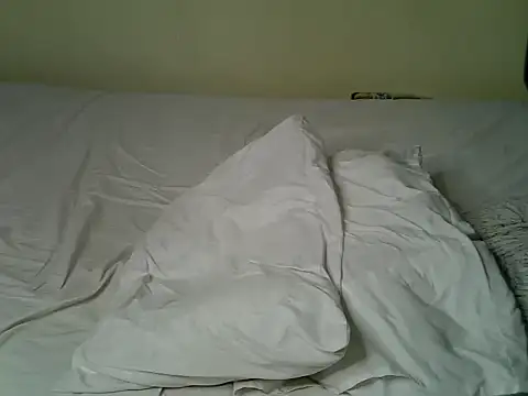 Snapshot of lovvelyheers chatting on 22, 5, 2026 lovvelyheers online show from 22, 5, 2026