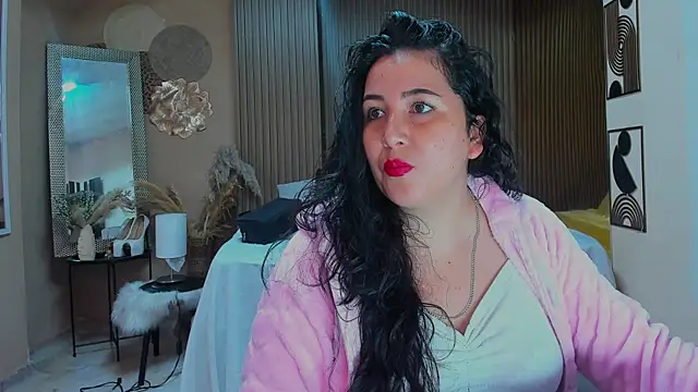 Snapshot of BBWLuxuryMuse chatting on 10, 6, 2026 BBWLuxuryMuse online show from 10, 6, 2026