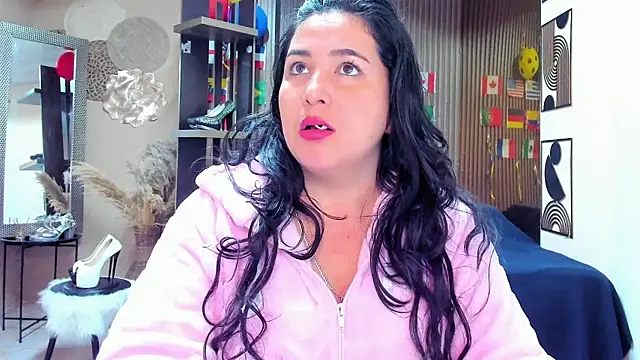 Snapshot of BBWLuxuryMuse chatting on 29, 6, 2026 BBWLuxuryMuse online show from 29, 6, 2026
