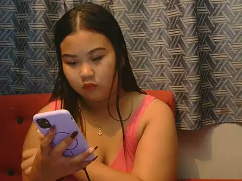 Snapshot of hotchickgirl chatting on 28, 5, 2026 hotchickgirl online show from 28, 5, 2026