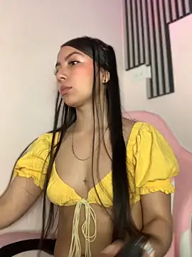 Julieth ec online show from 22, 5, 2026