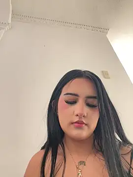 SCARLETVELVET  online show from 20, 6, 2026