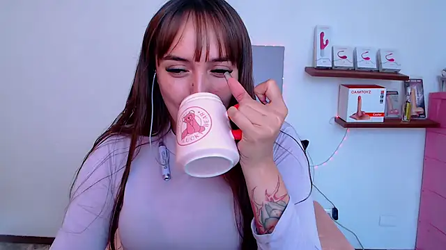 Snapshot of anyela_bubble18 chatting on 30, 6, 2026 anyela bubble18 online show from 30, 6, 2026