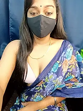 Snapshot of Menaxi_Baby7 chatting on 20, 5, 2026 Menaxi Baby7 online show from 20, 5, 2026