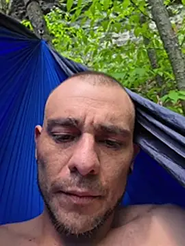 Snapshot of latinleo420 chatting on 19, 5, 2026 latinleo420 online show from 19, 5, 2026