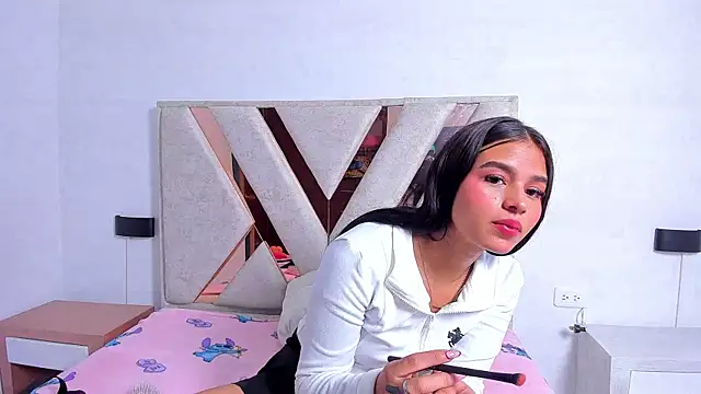 Milly610 online show from 26, 6, 2026