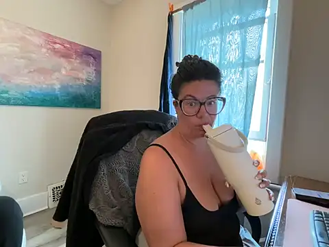 Madamebeton online show from 9, 6, 2026