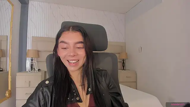 Snapshot of MelCherry chatting on 20, 5, 2026 MelCherry online show from 20, 5, 2026