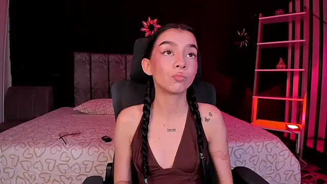 MelCherry online show from 12, 7, 2026