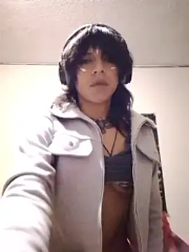 Snapshot of Liil_bunny chatting on 13, 5, 2026 Liil bunny online show from 13, 5, 2026