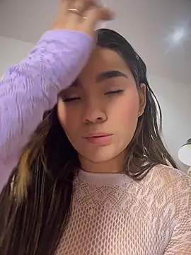 Snapshot of Mia_Rodriguezz_ chatting on 21, 6, 2026 Mia Rodriguezz online show from 21, 6, 2026