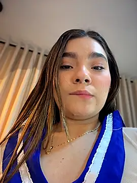 Snapshot of Mia_Rodriguezz_ chatting on 11, 6, 2026 Mia Rodriguezz online show from 11, 6, 2026