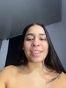Snapshot of SussyFoxxx chatting on 6, 5, 2026 SussyFoxxx online show from 6, 5, 2026
