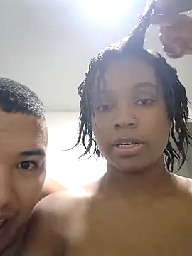 Snapshot of OshunHoney chatting on 10, 5, 2026 OshunHoney online show from 10, 5, 2026