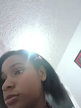 Snapshot of OshunHoney chatting on 21, 6, 2026 OshunHoney online show from 21, 6, 2026