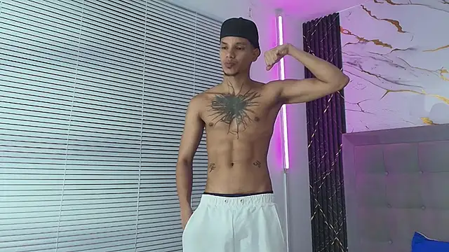 kai storm77 online show from 25, 6, 2026