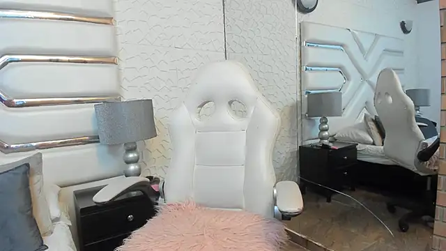 Snapshot of KattyLilli chatting on 31, 5, 2026 KattyLilli online show from 31, 5, 2026