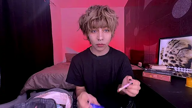 Aronn 44 online show from 24, 5, 2026