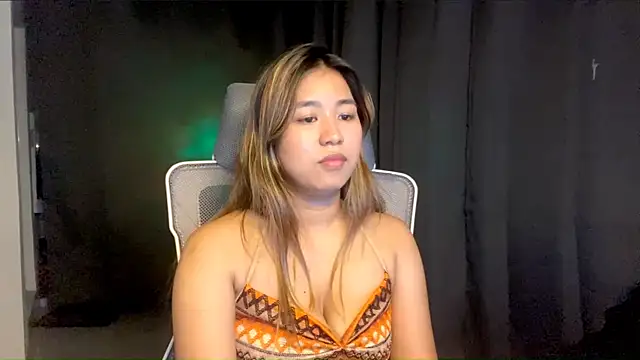 Snapshot of SammyFaragoza chatting on 3, 6, 2026 SammyFaragoza online show from 3, 6, 2026