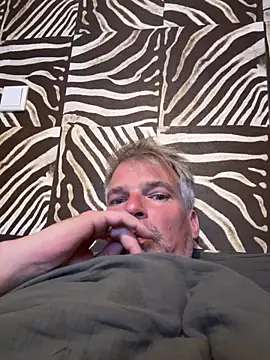 Snapshot of Thor-82 chatting on 11, 5, 2026 Thor-82 online show from 11, 5, 2026