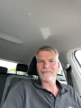 Snapshot of Thor-82 chatting on 1, 6, 2026 Thor-82 online show from 1, 6, 2026
