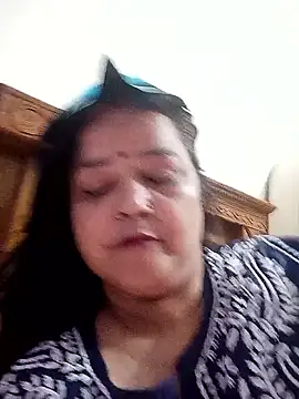 Hot-Mallika2 online show from 4, 5, 2026