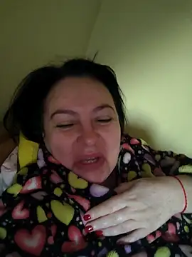 Snapshot of EmmaEmmy40 chatting on 14, 5, 2026 EmmaEmmy40 online show from 14, 5, 2026