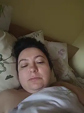 Snapshot of EmmaEmmy40 chatting on 7, 6, 2026 EmmaEmmy40 online show from 7, 6, 2026