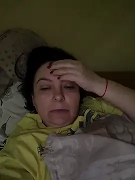 Snapshot of EmmaEmmy40 chatting on 6, 5, 2026 EmmaEmmy40 online show from 6, 5, 2026