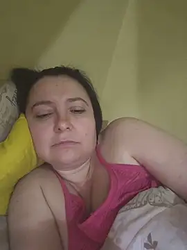 Snapshot of EmmaEmmy40 chatting on 28, 5, 2026 EmmaEmmy40 online show from 28, 5, 2026