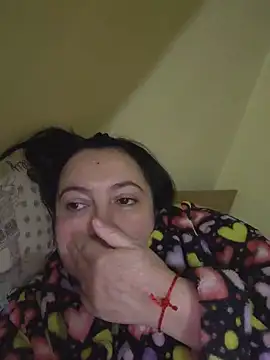 Snapshot of EmmaEmmy40 chatting on 29, 5, 2026 EmmaEmmy40 online show from 29, 5, 2026